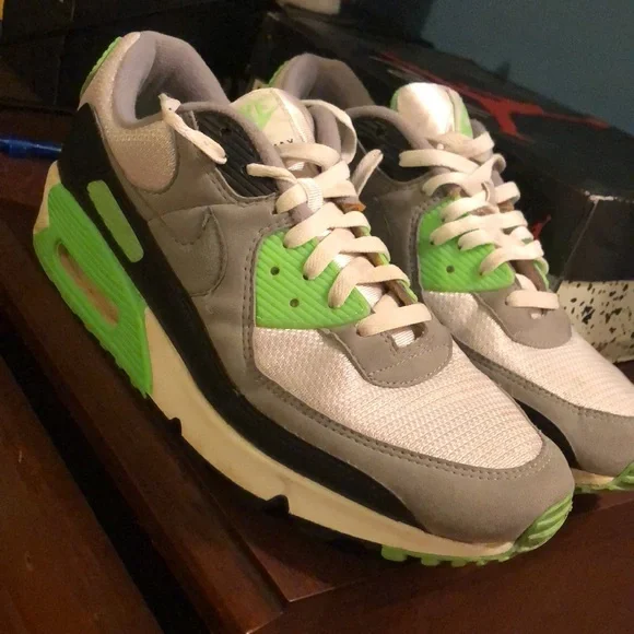 Nike Air Max for sale - Picture 3 of 3